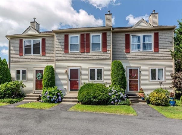 203 Fairway Drive, Coventry, RI 02816