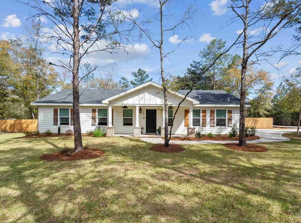 1700 County Hwy 1087, Defuniak Springs, FL 32433