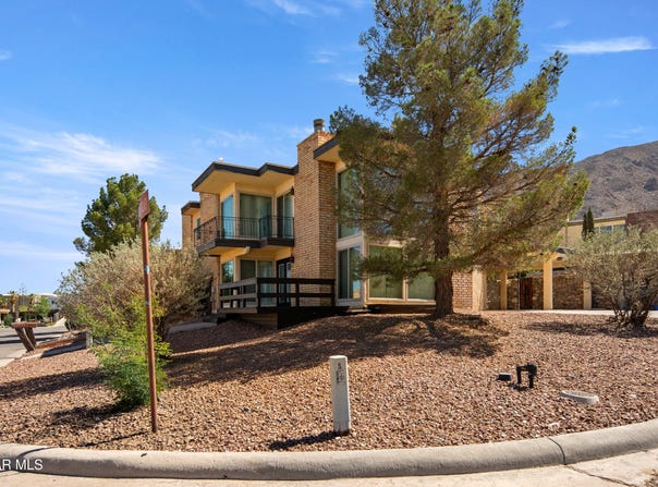500 Tawny Oaks Place, El Paso, TX 79912