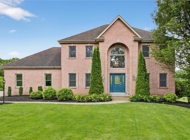 128 Alana Dr, PA 16056