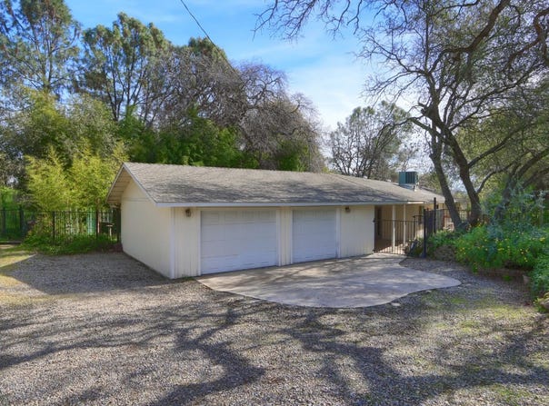 30658 Holiday Drive, Coarsegold, CA 93614