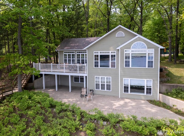 15021 S Star Lake Drive, Baldwin, MI 49304