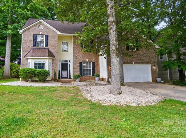 2426 Tory Oak Place, Matthews, NC 28105