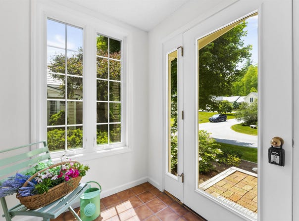 68 Owls Nest Circle, Manchester, VT 05254