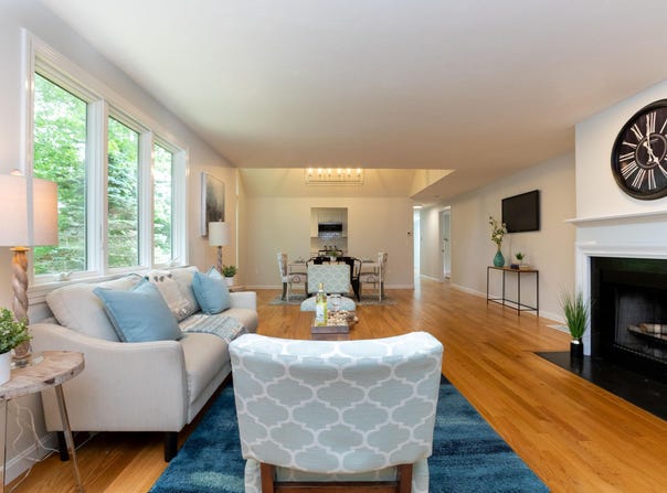 9 Pebble Beach Avenue, Mashpee, MA 02649