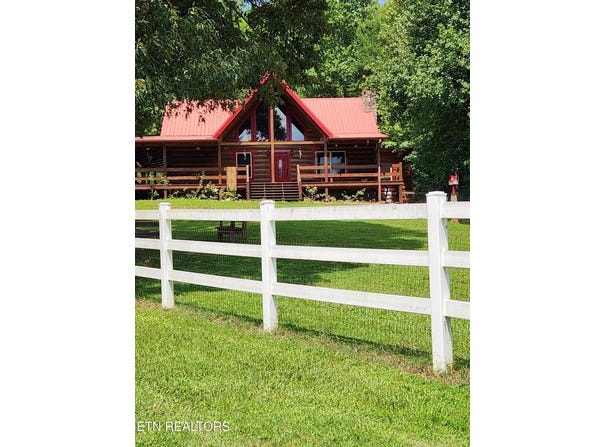 1551 Belltown Rd, Tellico Plains, TN 37385