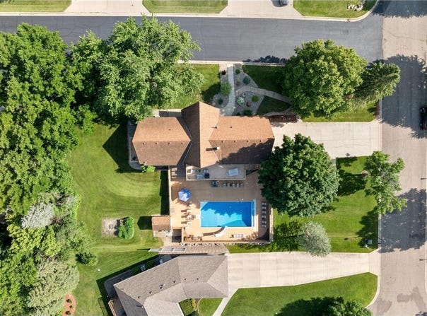 1905 Whitetail Run Place NE, Owatonna, MN 55060