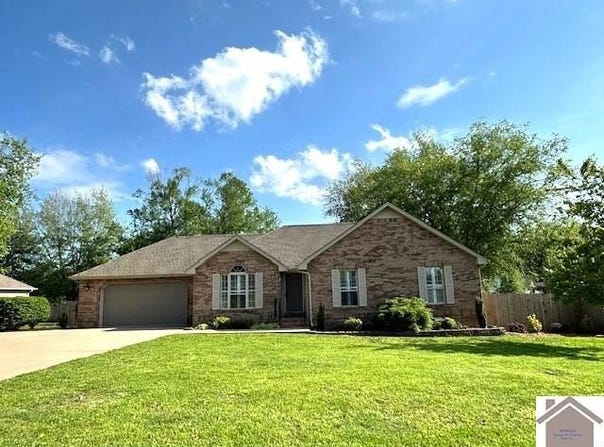 2209 Carol Drive, Murray, KY 42071