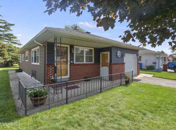 487 Jamaica Boulevard, Toms River, NJ 08757