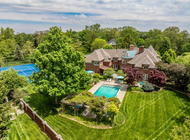 290 Breakwater Drive, Fishers, IN 46037