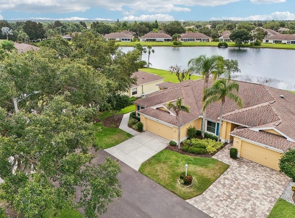 2218 BROOKFIELD GREENS CIRCLE, SUN CITY CENTER, FL 33573