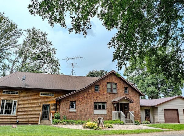 11709 130th Street, Ackley, IA 50601