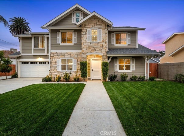 8213 Quartz Avenue, Winnetka, CA 91306