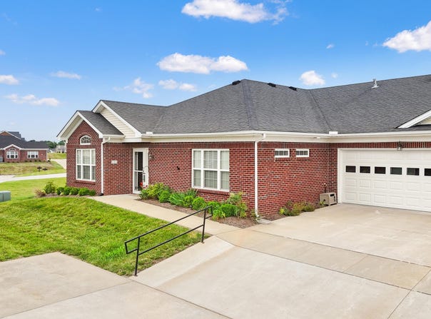 111 Acorn Path, Georgetown, KY 40324