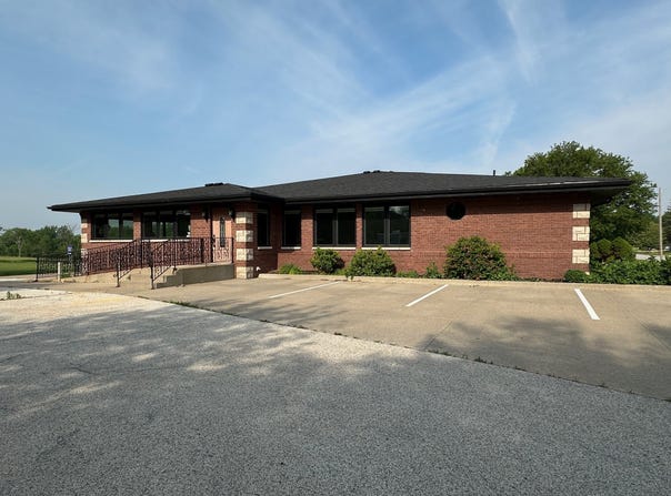 820 W Summit Street, Winterset, IA 50273