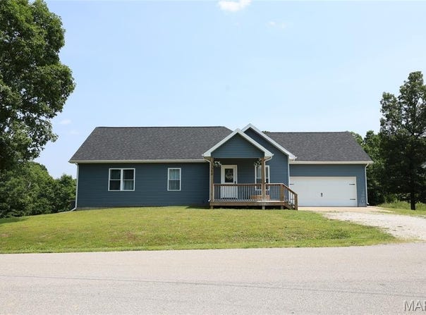 15580 Top Drive, St Robert, MO 65584