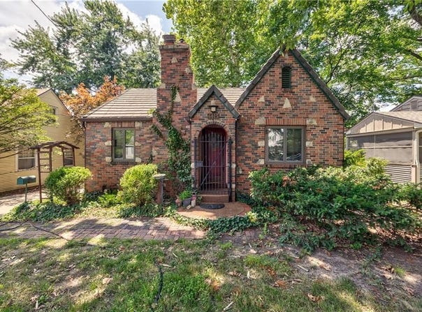 6015 W 53rd Street, Mission, KS 66202