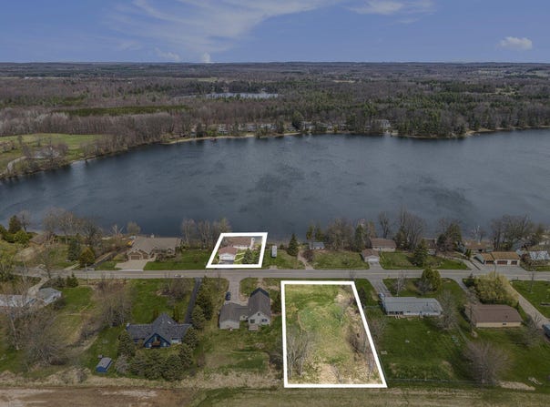 8644 Lyman Road, Kaleva, MI 49645