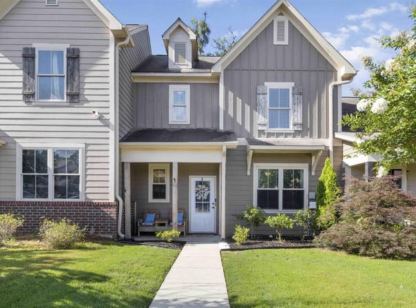 209 THE HEIGHTS DRIVE, CALERA, AL 35040