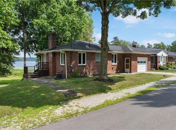 5817 SPIKERMAN DRIVE, CLINTON, OH 44216