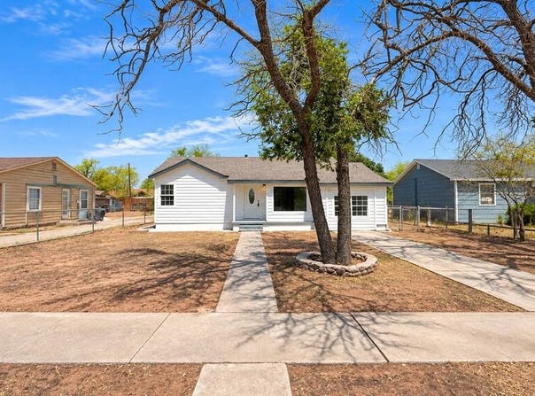 804 W 20th St, Odessa, TX 79763