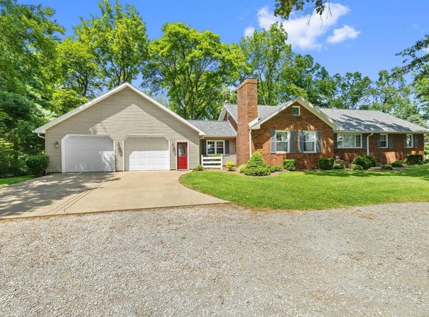 3119 State Route 130 North, Morganfield, KY 42437