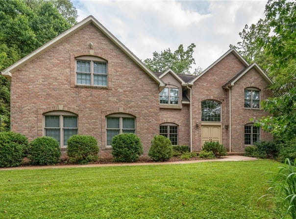 6002 Mason Dr, Unity  Twp, PA 15601