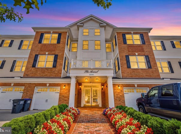 15241 ROYAL CREST Drive, HAYMARKET, VA 20169