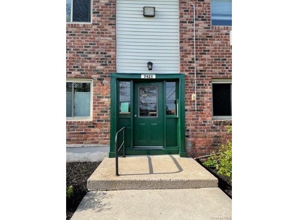 2453 D Union Boulevard, Islip, NY 11751