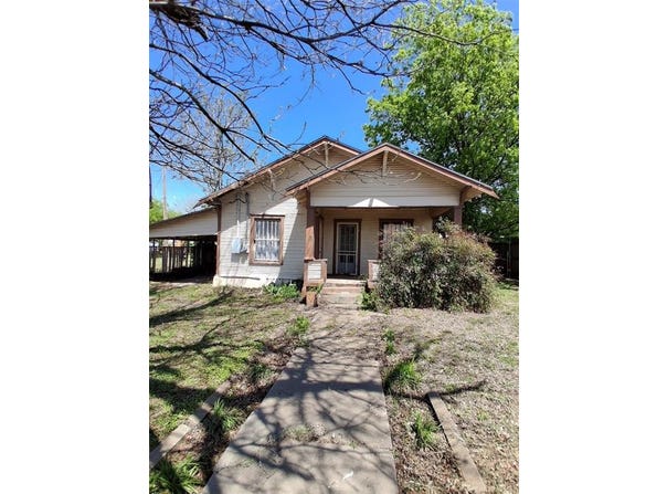904 Wallis Avenue, Santa Anna, TX 76878