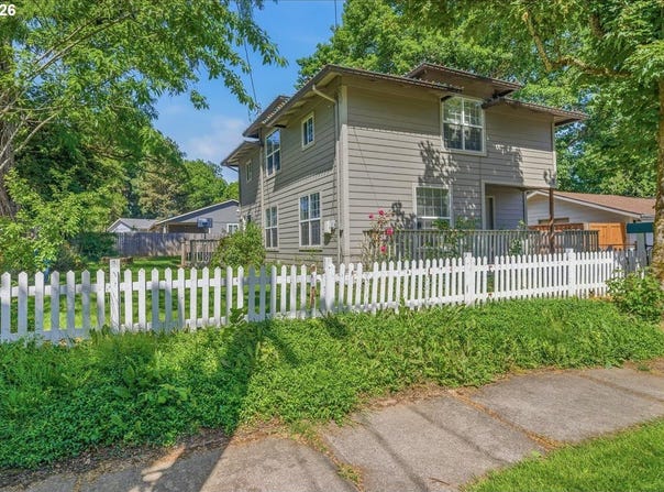 2242 C St, ForestGrove, OR 97116