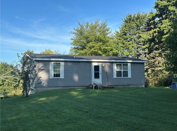 190 McGregor Road, Clay Twp, PA 16001