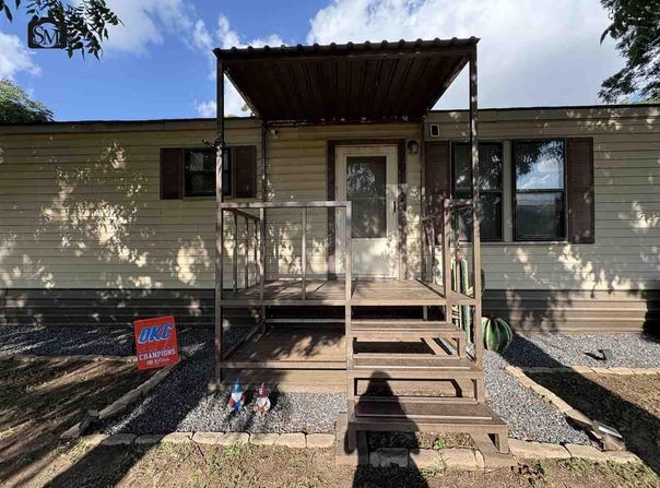 201 WESTWOOD DRIVE, Burkburnett, TX 76354