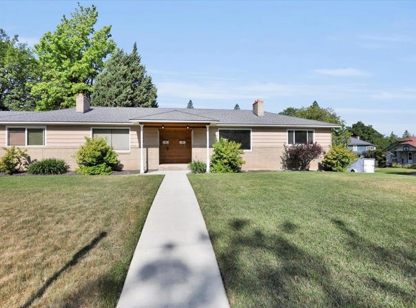 1406 S Cedar St, Spokane, WA 99203