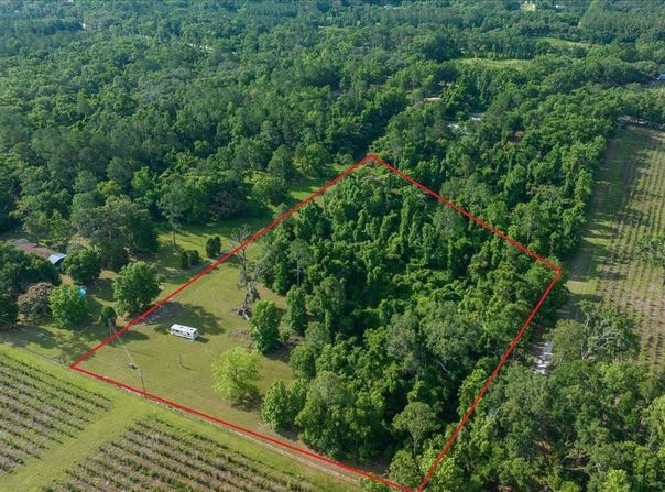 328 SW GULLIVER COURT, HIGH SPRINGS, FL 32643