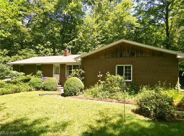 4769 W Britton Road, Burbank, OH 44214