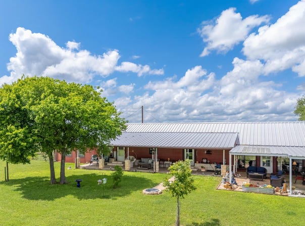 1360 Us Highway 84 W, Mullin, TX 76864