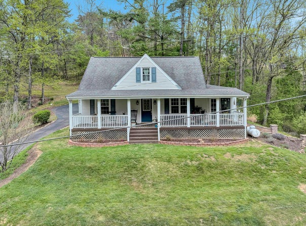 6923 Old Mill Rd, Roanoke, VA 24018