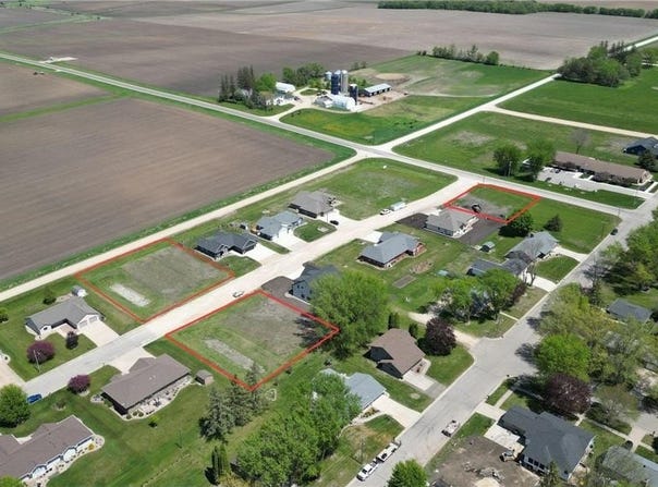 Vangsness, Adams, MN 55909