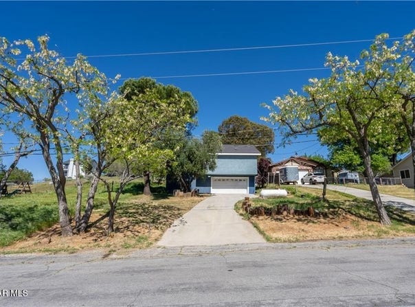 42640 Ranch Club Road, Lake Hughes, CA 93532