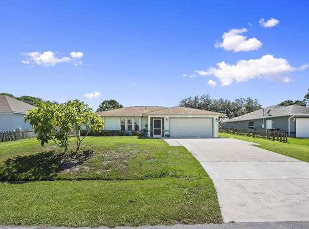 4072 SW Carlile Street, Port Saint Lucie, FL 34953