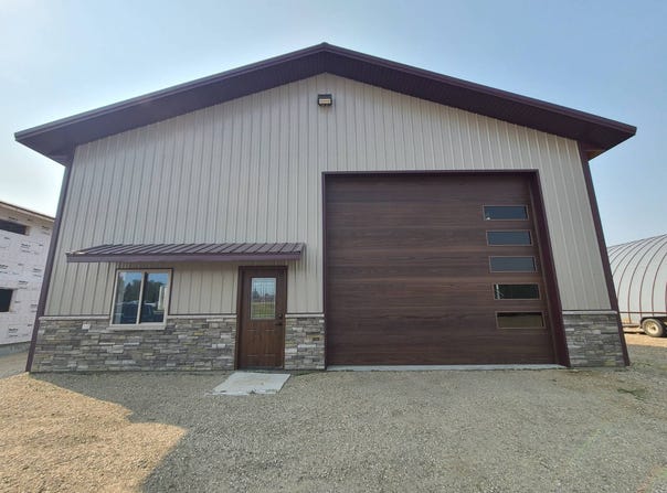 310 11th Street E, BOTTINEAU, ND 58318