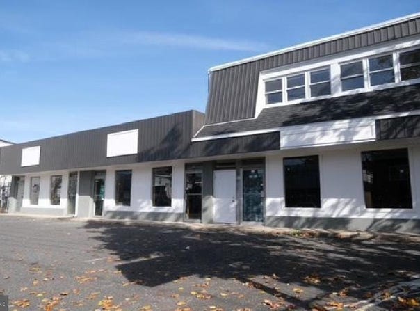 21 N BLACK HORSE PIKE, GLENDORA, NJ 08029