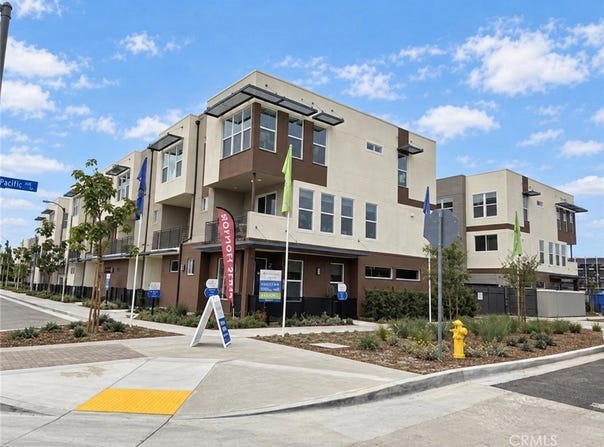 652 E Fourth Street, Pomona, CA 91766