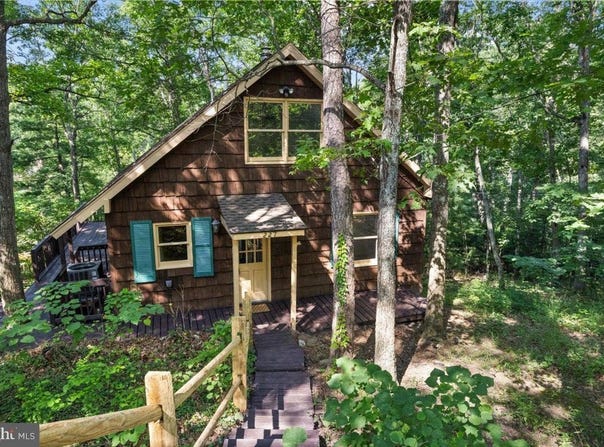 227 LAKEVIEW DRIVE, CROSS JUNCTION, VA 22625
