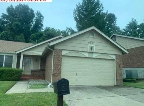 6587 Dolphin Cir, Florissant, MO 63033