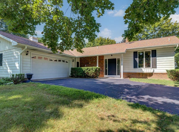 1140 Van Hoesen Road, Schodack, NY 12033
