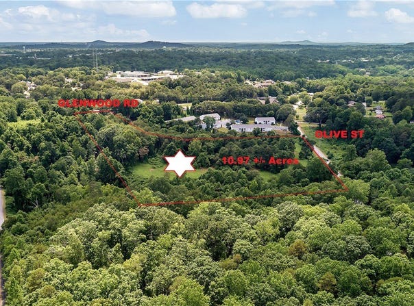 Olive Street, Easley, SC 29640