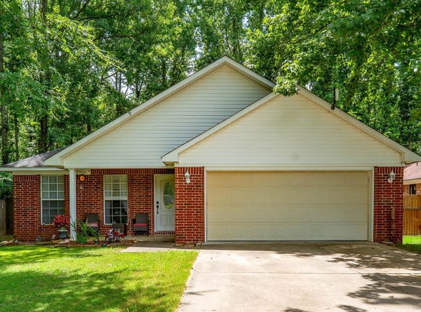 25 Thomas Circle, Greenbrier, AR 72058
