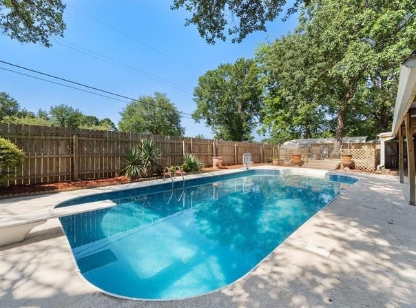 1399 vz county road 1803, Grand Saline, TX 75140